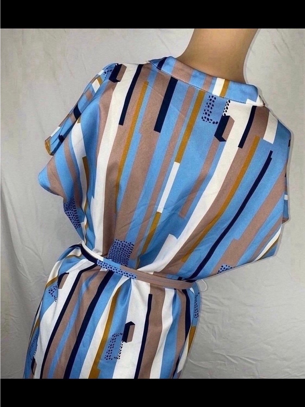 Blouse - Picture 5 of 12